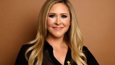 Doreen Dowdall: The Visionary Behind Modern Craftsmanship